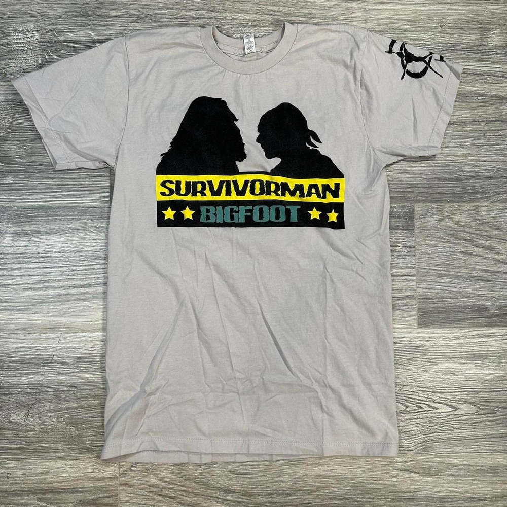 Survivorman Series Bigfoot vs Survivorman Grey Silhouette Tee Women's Small